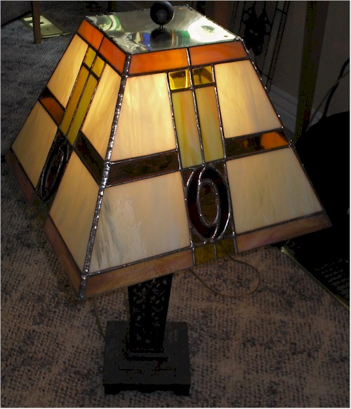 Building A Four Sided Lamp Gomm, How To Build A Stained Glass Lamp Shade
